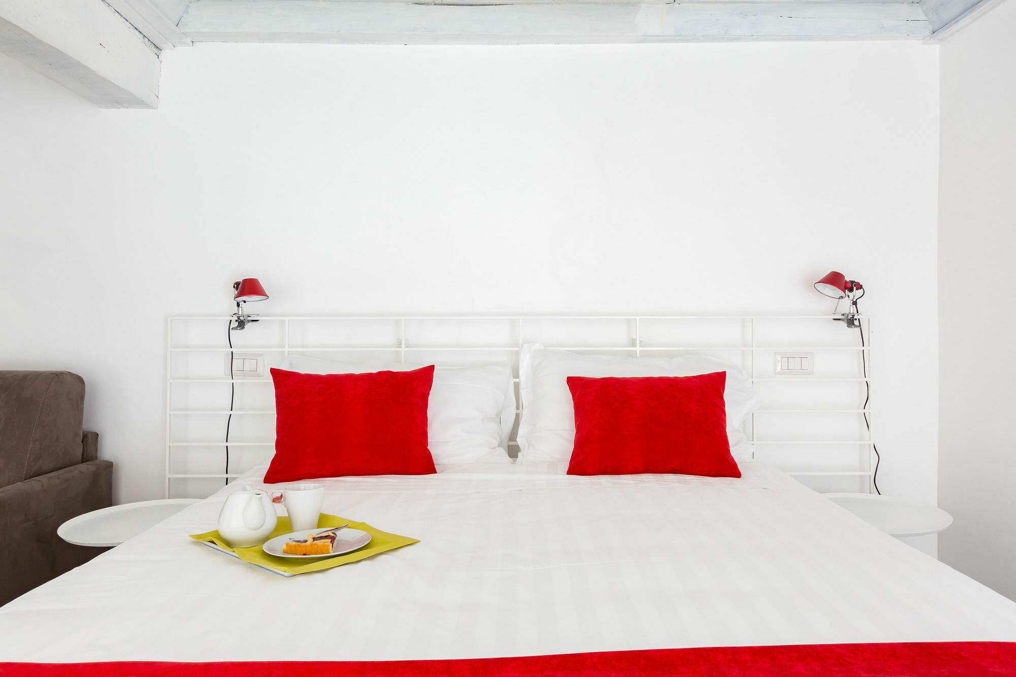 Cancelleria Comfort Rome